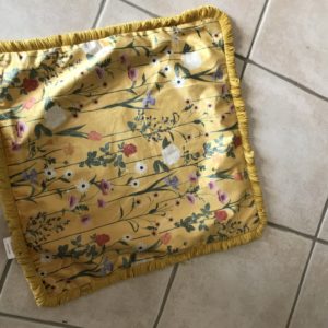 Housse de coussin floral